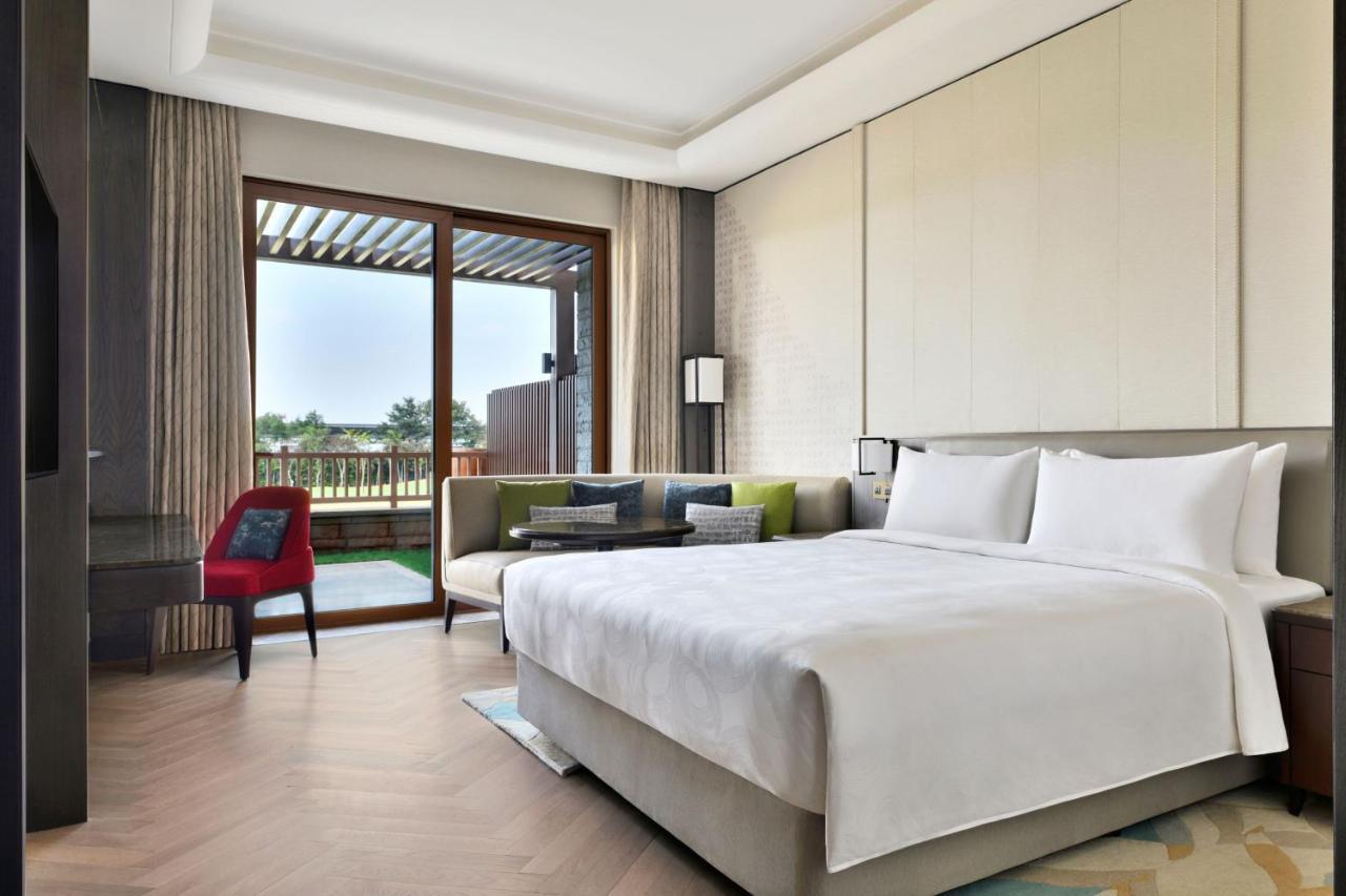 Jw Marriott Hotel Bengaluru Prestige Golfshire Resort & Spa Avati Exterior foto