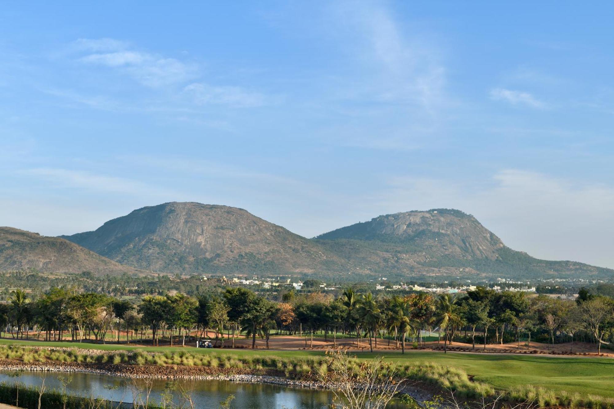 Jw Marriott Hotel Bengaluru Prestige Golfshire Resort & Spa Avati Exterior foto