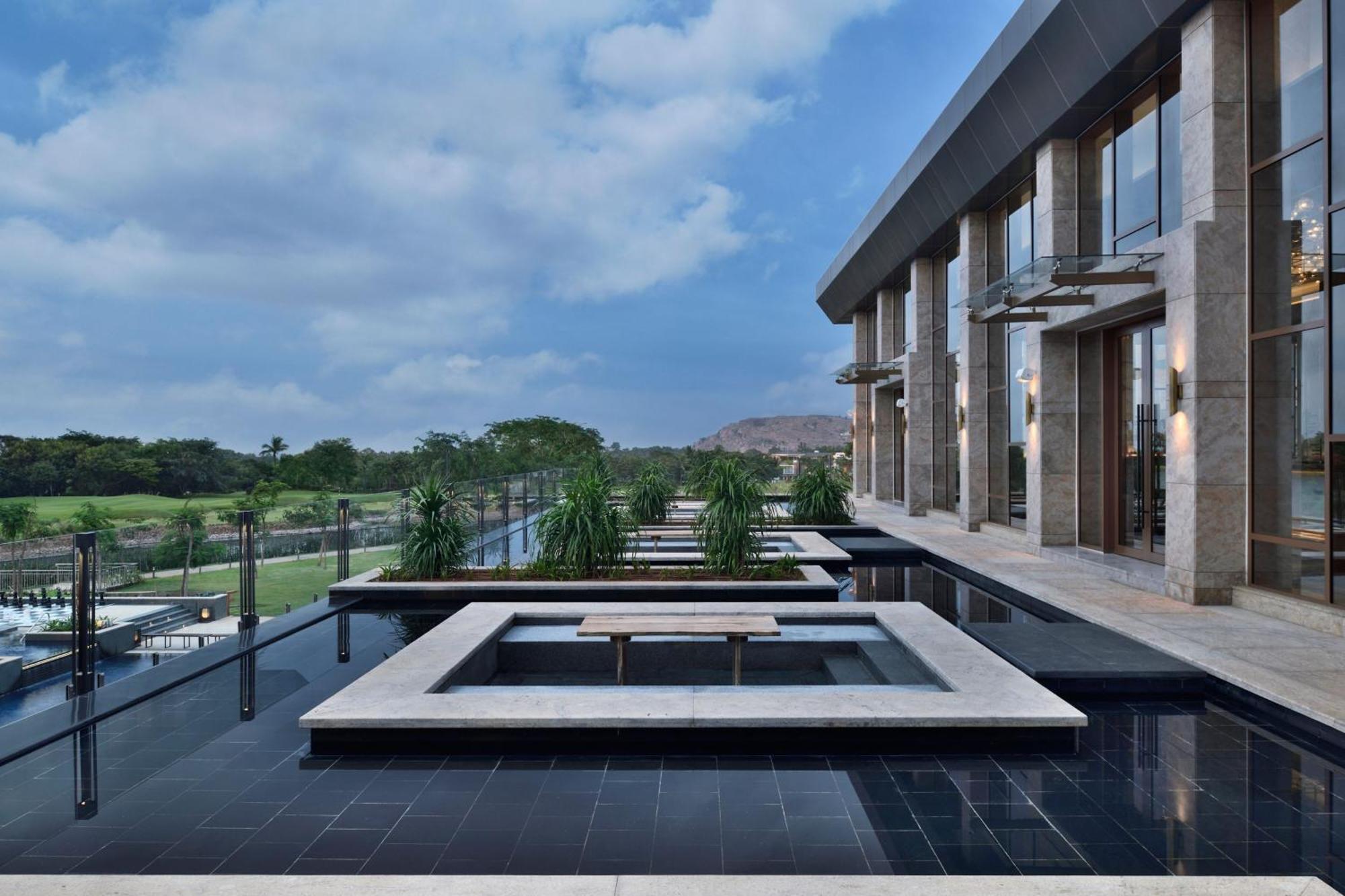 Jw Marriott Hotel Bengaluru Prestige Golfshire Resort & Spa Avati Exterior foto